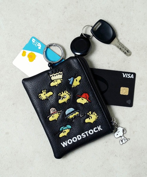 Vintage PEANUTS パスケース 09”「Vintage PEANUTS」どっちにも伸
