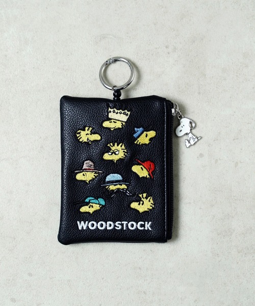 Vintage PEANUTS パスケース 09”「Vintage PEANUTS」どっちにも伸