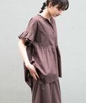 ブラウス シャツ 夏 半袖 袖フリルスキッパー...の詳細画像1