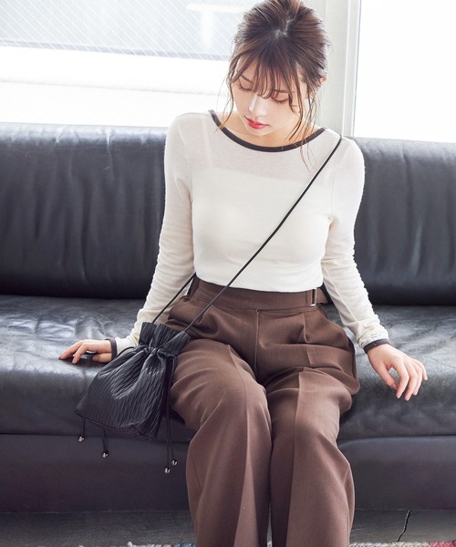 Isn't She？（イズントシー） tシャツ シアーパイピングトップス