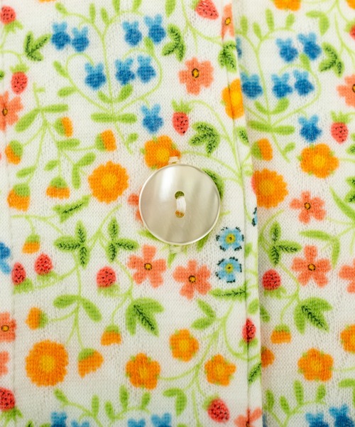 新品未使用LIBERTY パジャマ 花柄２点セット 新品未使用LIBERTY パジャマ 花柄2点セット