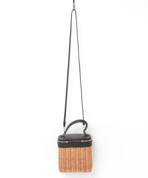 The Bagmati ショルダーバッグ バッグ BAGMATI LEATHER