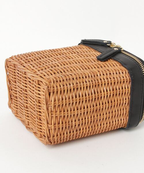 The Bagmati ショルダーバッグ バッグ BAGMATI LEATHER