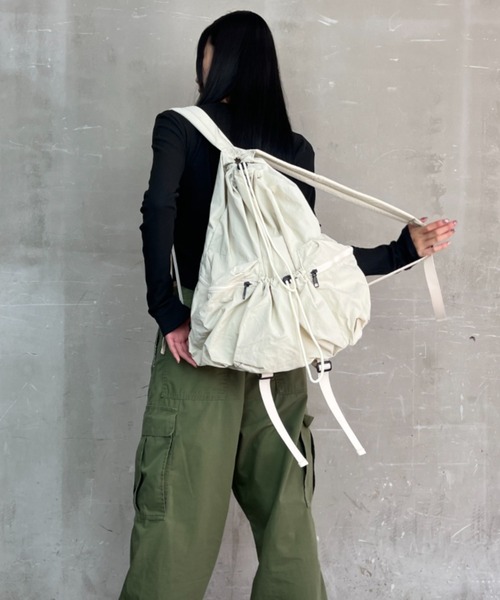 早い者勝ち！在庫確認必須！Marlene XL デイバッグ Amazon.co.jp: [リー] Debbie」 ボックスロゴ 刺繍 リュック