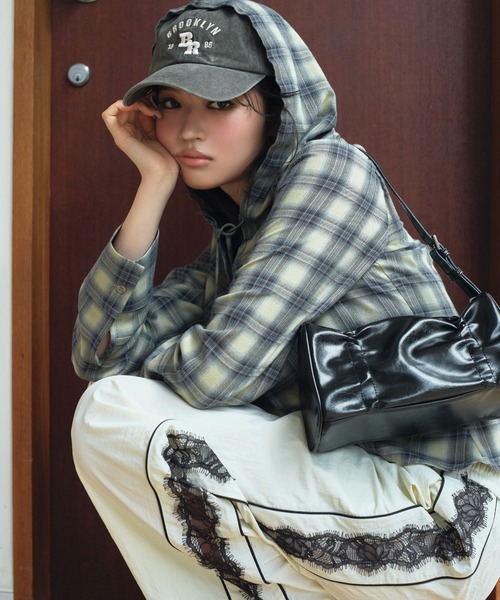 最安値に挑戦！ FOREVER21 「2025SS」レースラインナイロンパンツ パンツ パンツ