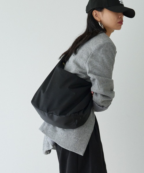 russet（ラシット） ショルダーバッグ FREE ブラック レディース