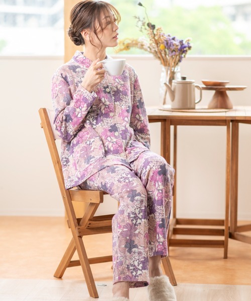 【新品】リバティ LIBERTY fabric　ルームウェア　小花柄　パジャマ LIBERTY.（リバティ） パジャマ ルームウェア 「LIBERTY」ニットキルト