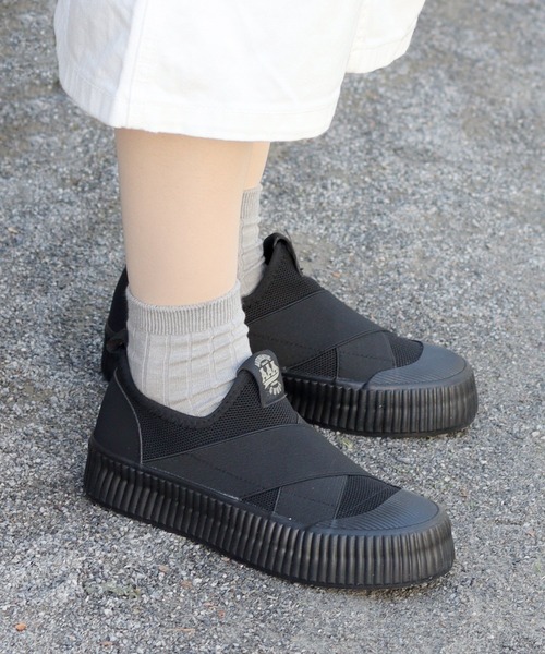 AAA+（サンエープラス） スリッポン 「ストレスフリー」軽量厚底