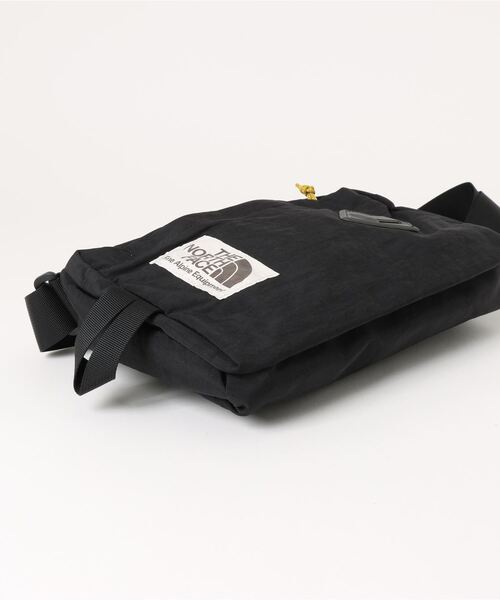 【美　品】THE NORTH FACE フィールドショルダーバッグ BLACK THE NORTH FACE ショルダーバッグ ワンショルダー バークレー