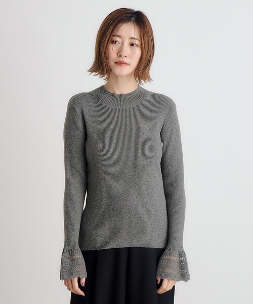 さゆ　グレー リブ編み レースアップ セーター grove ニット セーター 「雑誌掲載」袖レース編みリブニット