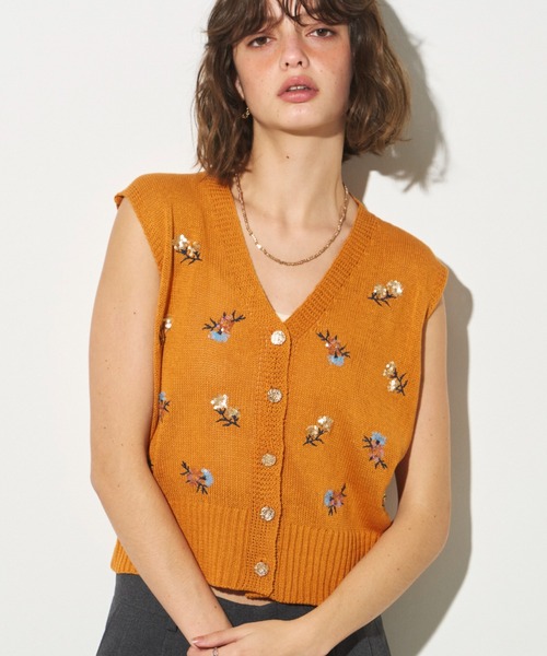 jemma.atelier スパンコールフラワーニットジレ jemma.atelier スパンコールフラワーニットジレ の通販 by Elena 's
