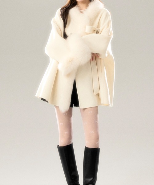 Donoban アイボリー　ファーショートコート Donoban アイボリー ファーショートコート - メルカリ