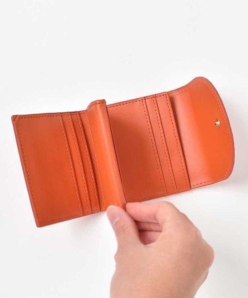 Bleu Bleuet（ブルーブルーエ） 財布 カーブフラップ二つ折財布