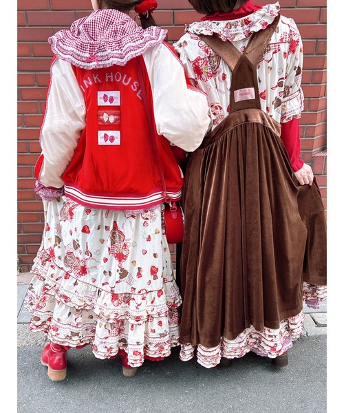 美品✨ピンクハウス スタジャン ワッペン 刺繍 ウール キルティング 中綿 赤 美品✨ピンクハウス スタジャン ワッペン 刺繍 ウール キルティング