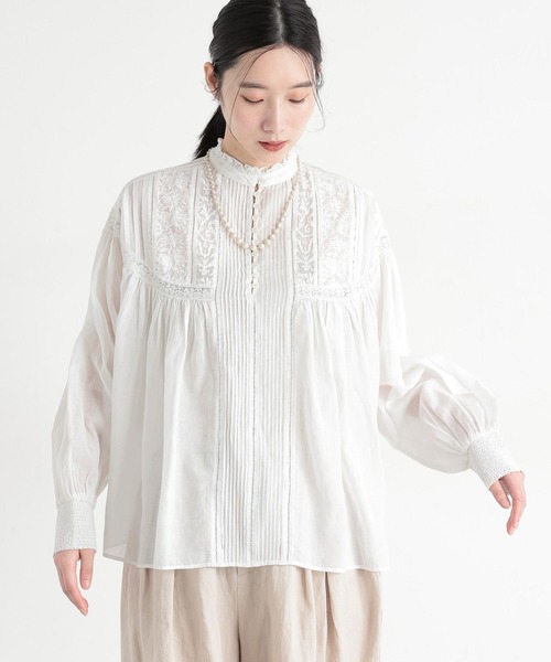 ブラウス シャツ 「natural by clip」エンブロイダリーブラウス レディースの画像