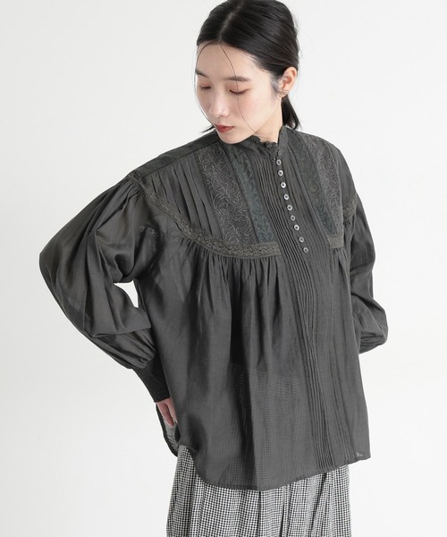 ブラウス シャツ 「natural by clip」エンブロイダリーブラウス レディースの画像