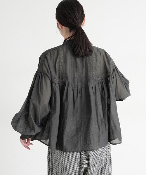 ブラウス シャツ 「natural by clip」エンブロイダリーブラウス レディースの画像