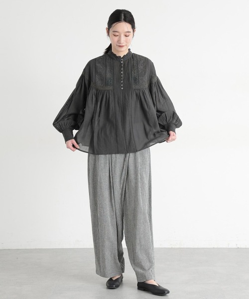 ブラウス シャツ 「natural by clip」エンブロイダリーブラウス レディースの画像