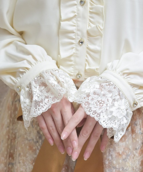 axes femme（アクシーズ ファム） ブラウス シャツ レースフリル