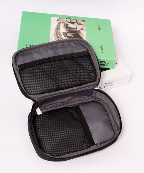ガジェットポーチ TOFTPOUCH (タフトポーチ) 耐水 日本製 約150