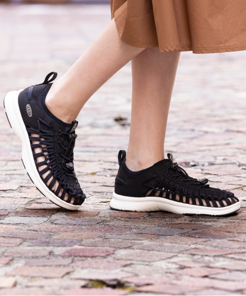 KEEN サンダル UNEEK O3 / ユニーク オースリー レディース