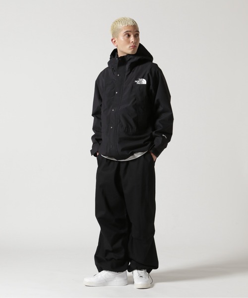 ノースフェイス　バーブライトマウンテンクルー　140　カーキ　ウインドブレーカー THE NORTH FACE マウンテンパーカー ウインドブレーカー 国内未