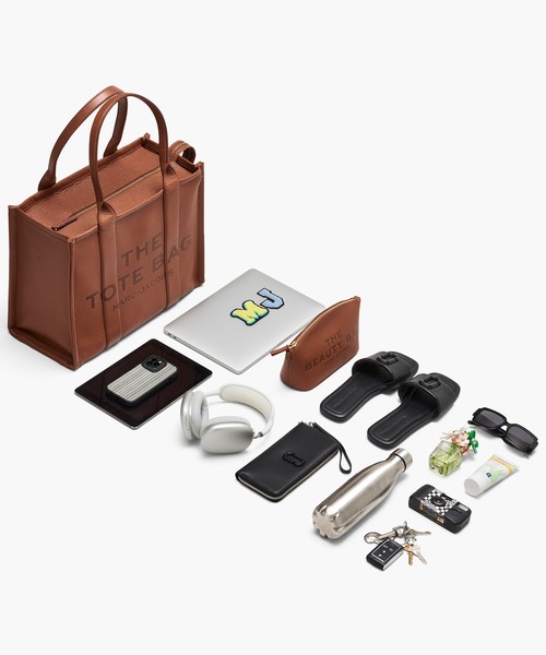 MARC JACOBS（マーク・ジェイコブス） トートバッグ THE PUFFY NYLON