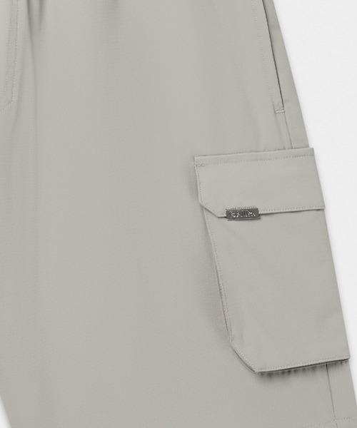 新品タグ付き　BALR ボーラー　ロゴ金具付カーゴハーフパンツ　定価27500円 BALR. カーゴパンツ JP Tech Cargo Shorts メンズ レディース