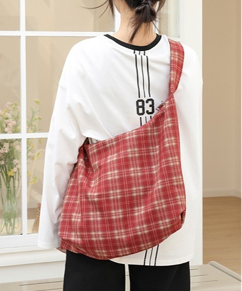 Chiina ショルダーバッグ バッグ Chiina / チェック柄 ショルダー