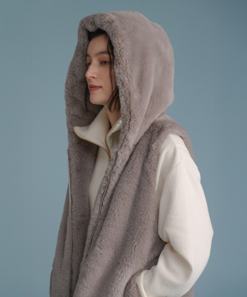 Bou Jeloud（ブージュルード） ベスト ジレ フェイクシープフード付