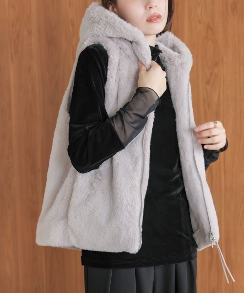 Bou Jeloud（ブージュルード） ベスト ジレ フェイクシープフード付