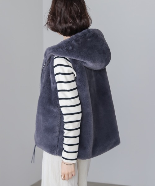 Bou Jeloud（ブージュルード） ベスト ジレ フェイクシープフード付