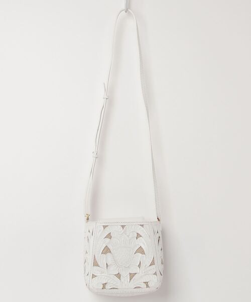 CARVING TRIBES ショルダーバッグ - ホワイト レディース : ZOZOTOWN