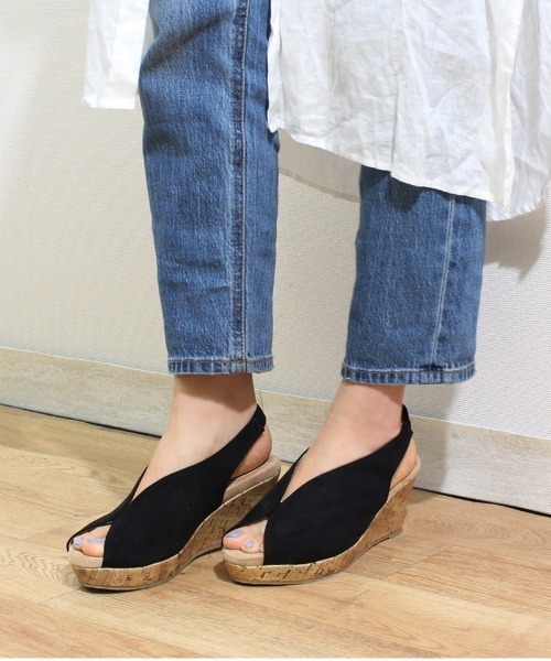 Piedi Nudi サンダル 美脚Vカットデザイン ウェッジソール