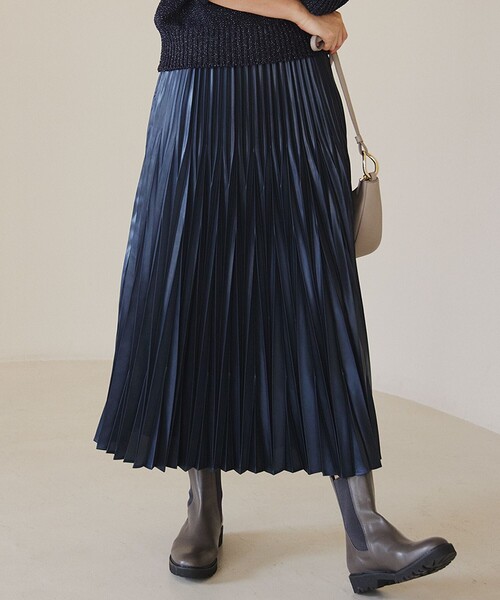 23区今季新品【杏さん着用/洗える】レザーライクプリーツ スカート32 23区 スカート 「杏さん着用/洗える」レザーライクプリーツ