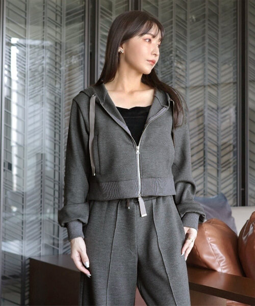 KOBE LETTUCE(神戸レタス) パーカー 「 Yuumiさんコラボ 」 ダブル KOBE LETTUCE(神戸レタス) パーカー 「 Yuumiさんコラボ 」 ダブル