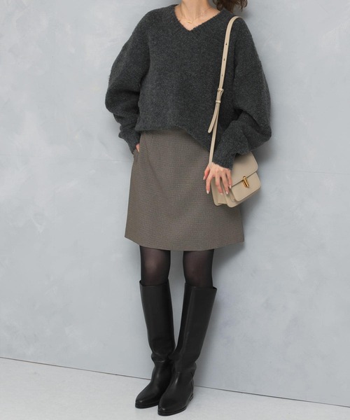 【期間限定】FENDI SkirtFFバックル ミニバゲットバッグ付ミニスカート FENDI Skirt FFバックル ミニバゲットバッグ付 ミニスカート