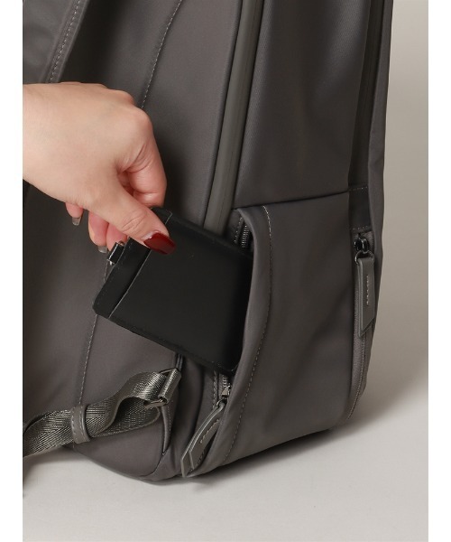 ACEリュックバッグ新品 リュック／ACE共同開発／フェイクレザー×ナイロン／ミニポーチ