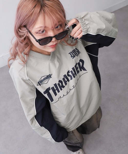 thrasher ナイロン プルオーバー ライトグレー thrasher ナイロン プルオーバー ライトグレー THRASHER