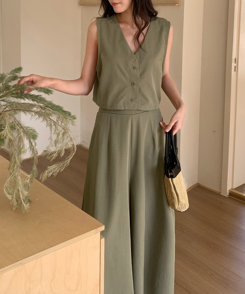 レディース きれいめ叶うセットアップ。ショート丈ジレベスト+ワイドパンツ 上下2点セット DAY CLOSET セットアップ レディース きれいめ叶うセットアップ