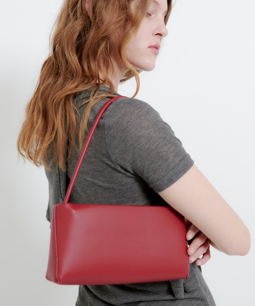 kiehtova ショルダーバッグ バッグ 「kiehtova」2WAY LEATHER SQUARE