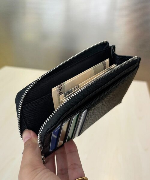 ear PAPILLONNER（イア パピヨネ） 財布 「インフルエンサーほし企画