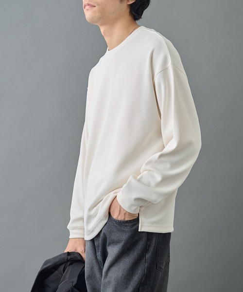 COLONY 2139（コロニー トゥーワンスリーナイン） tシャツ ドレープ