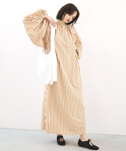 「PERNA」 長袖ワンピース LARGE ブラウン レディースの画像