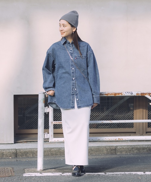 「Levi's」 長袖シャツ MEDIUM ブルー レディースの画像