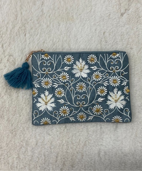 MILLION CARATS ポーチ 「artipur COTTAGE」 花柄の糸刺繍と