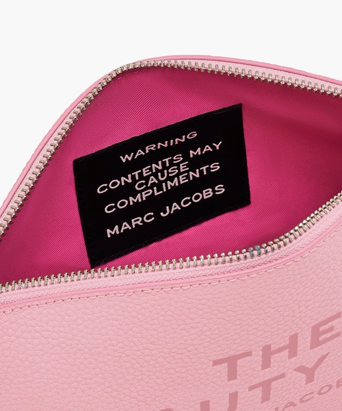 即発 MARC JACOBS ザ レザー ビューティー バッグ ポーチ 関税込 MARC JACOBS ポーチ THE BEAUTY BAG/ザ ビューティー バッグ
