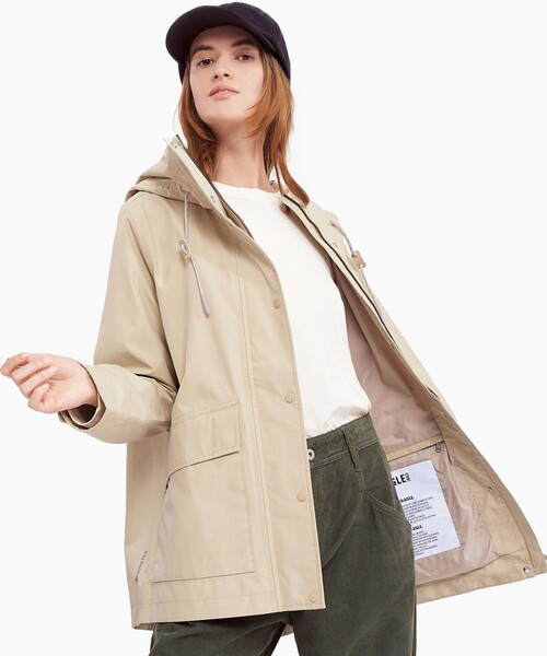 値下げ☆AIGLE フード付きマウンテンパーカー ベージュ/ネイビー AIGLE マウンテンパーカー ウインドブレーカー GORE-TEX