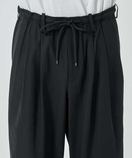 markaware スラックス TRIPLE PLEATED EASY TROUSERS メンズ