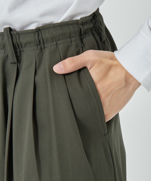 markaware スラックス TRIPLE PLEATED EASY TROUSERS メンズ
